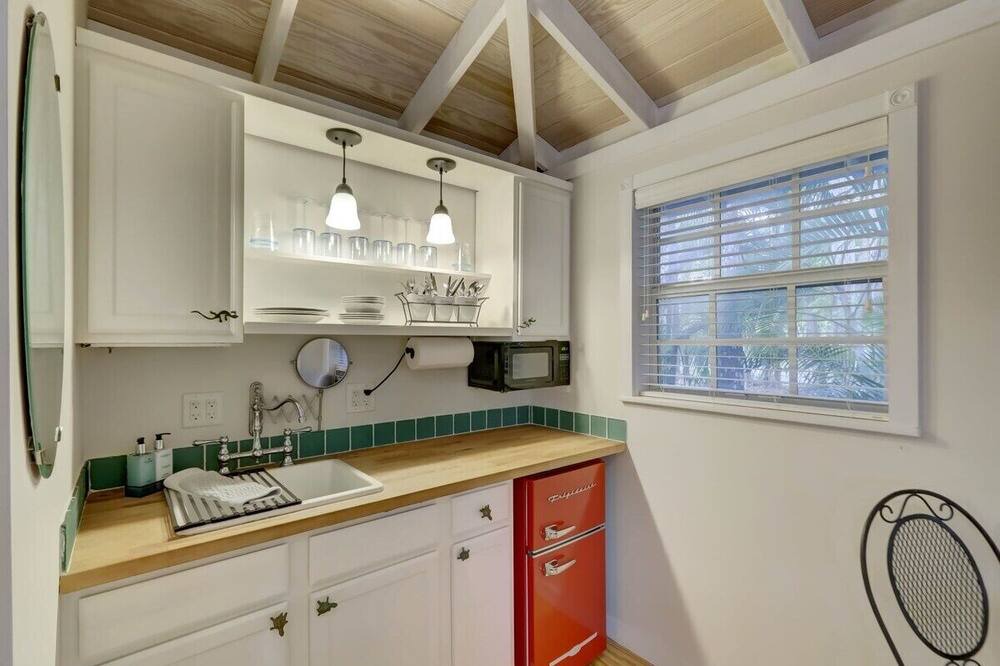 Photo of Kitchen in Sailboat Bend