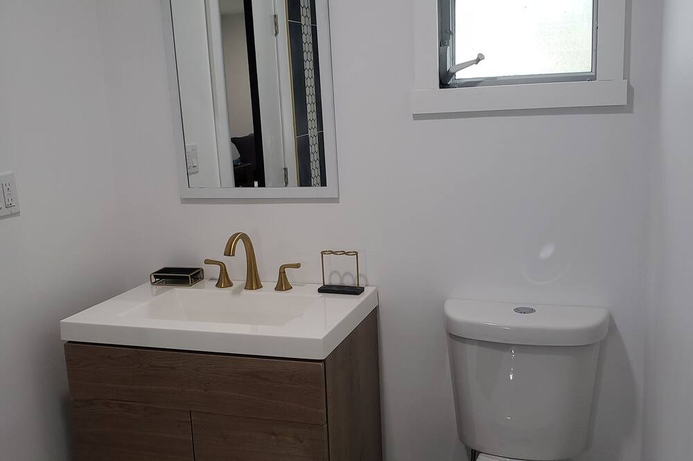 Photo of Bathroom in Driftwood