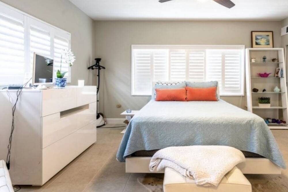 Photo of Bedroom in Pompano Isles