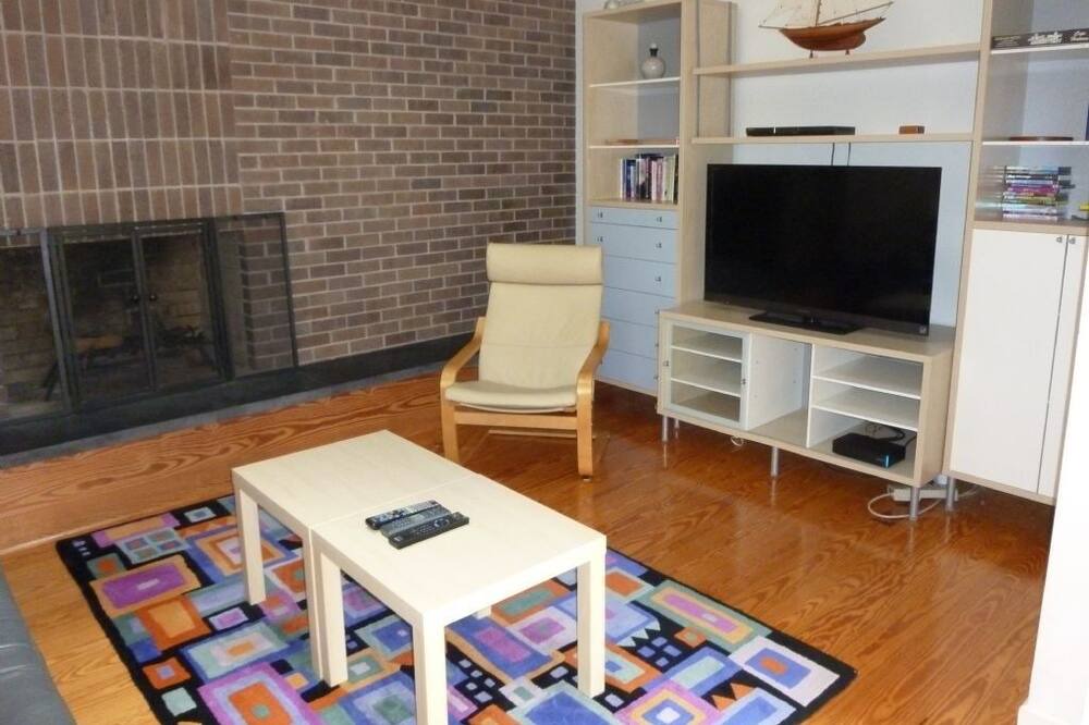 Photo of Bedroom in Croatan Beach