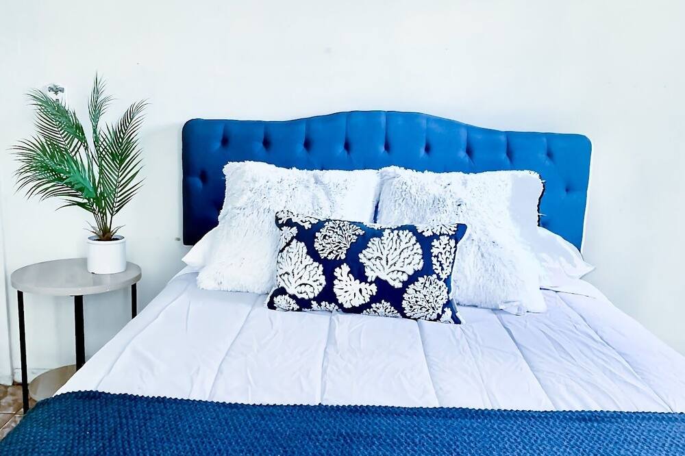 Photo of Bedroom in Ives Estates
