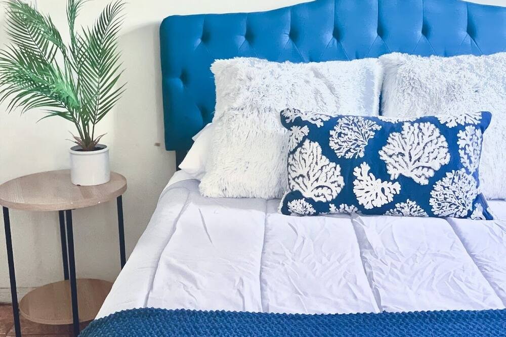 Photo of Bedroom in Ives Estates