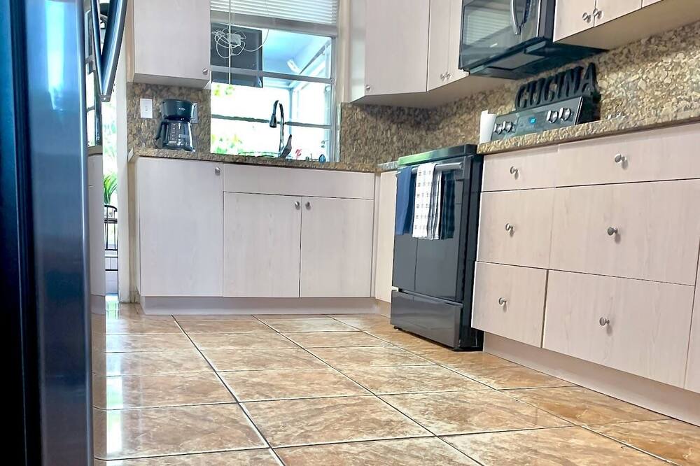 Photo of Kitchen in Ives Estates