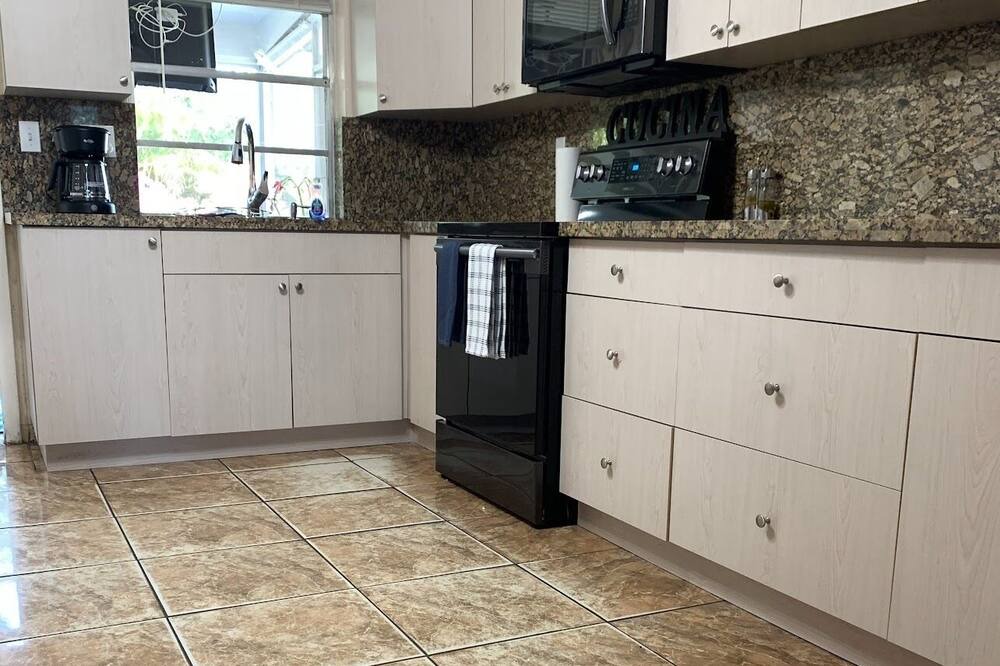 Photo of Kitchen in Ives Estates