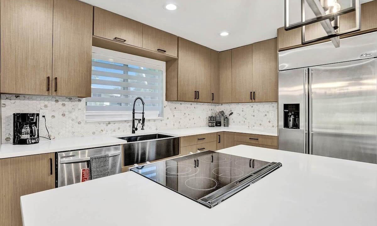 Photo of Kitchen in Hollywood Lakes