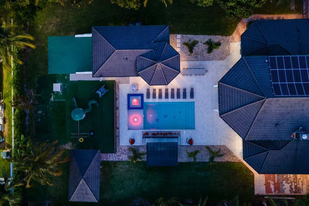 Photo of Others in Davie