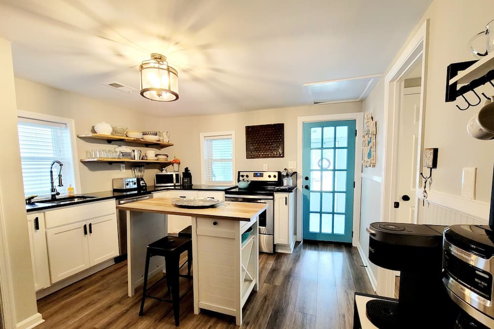 Photo of Kitchen in Colonial Beach