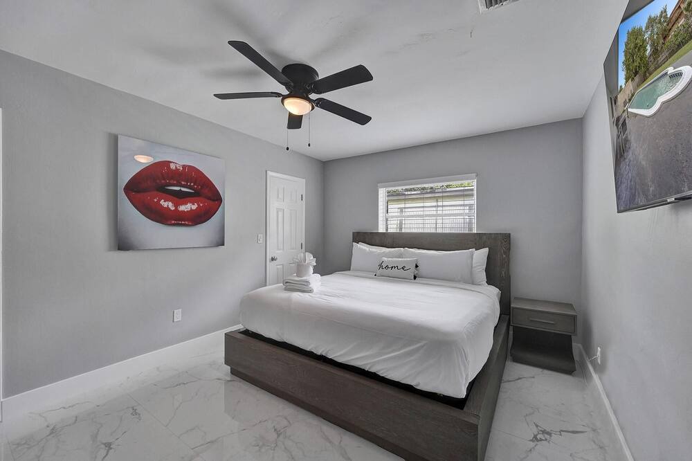 Photo of Bedroom in Boulevard Heights