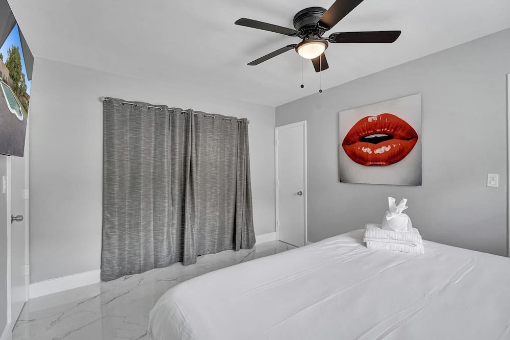 Photo of Bedroom in Boulevard Heights