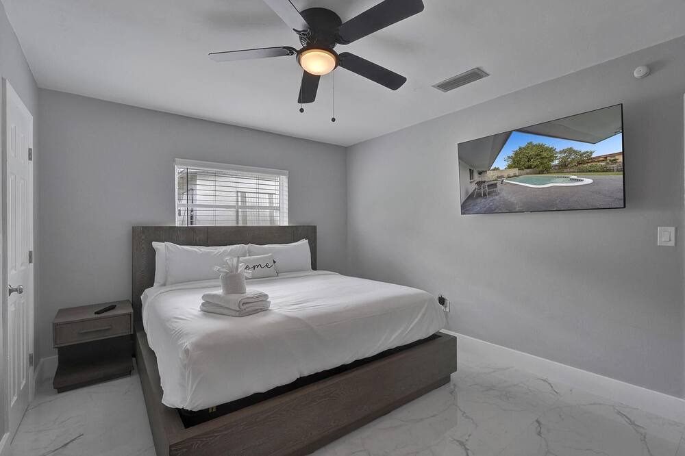 Photo of Bedroom in Boulevard Heights