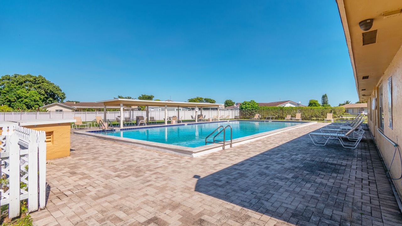 Photo of Outdoor in Tamarac