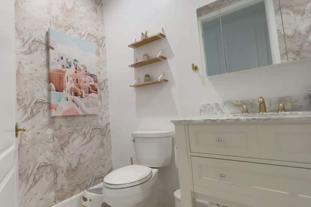 Photo of Bathroom in Hermosa Beach