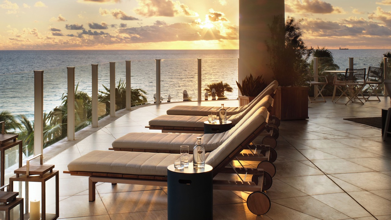 Photo of Patio Balcony in Central Beach