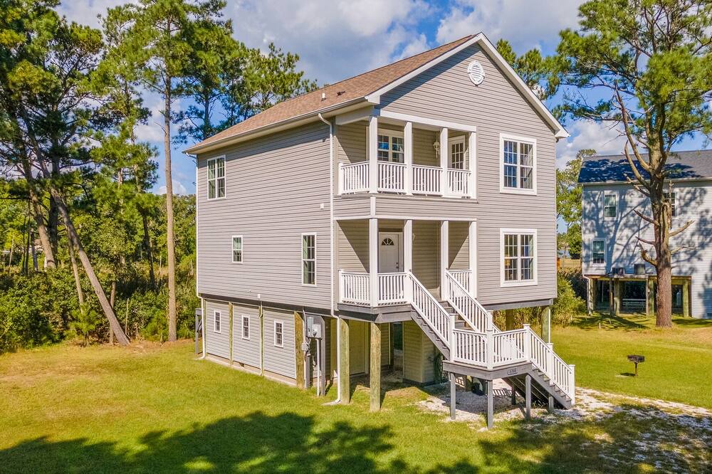 Photo of Others in Piney Island