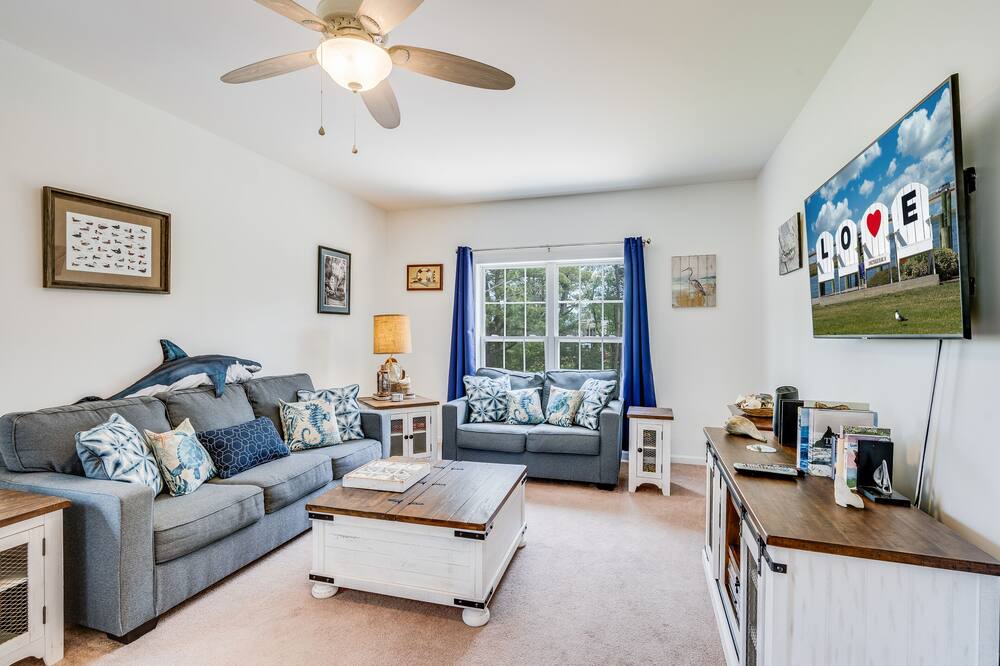 Photo of Bedroom in Piney Island