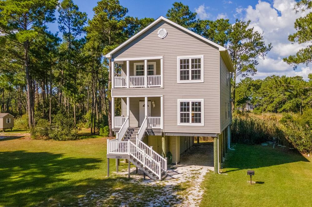Photo of Others in Piney Island