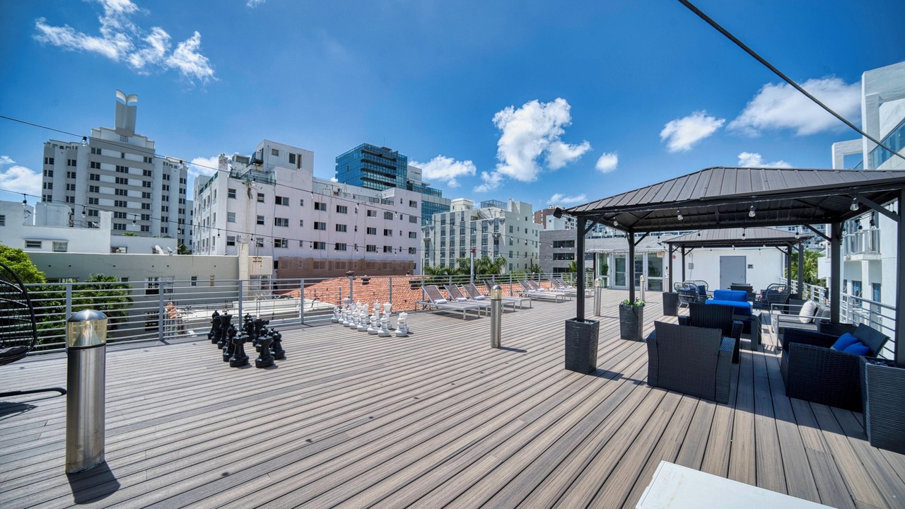 Photo of Outdoor in Mid Beach