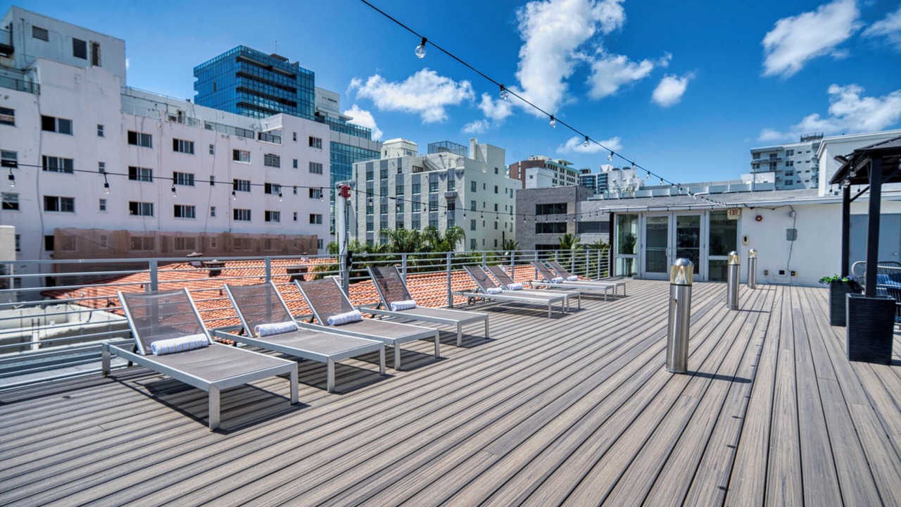 Photo of Outdoor in Mid Beach