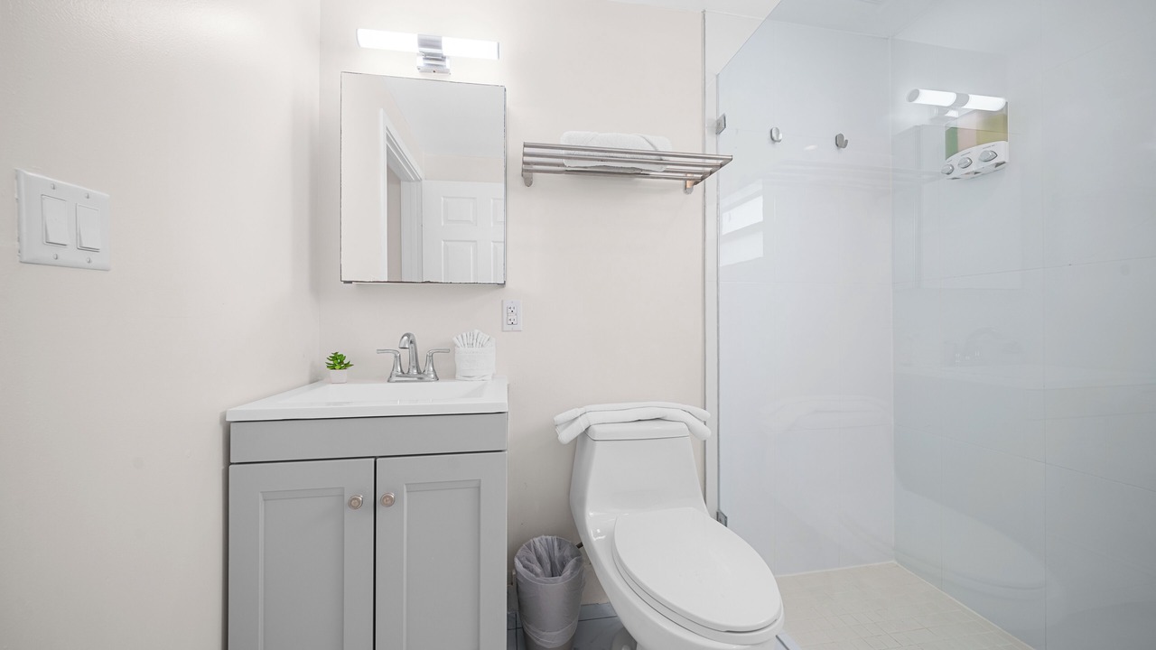 Photo of Bathroom in Mid Beach