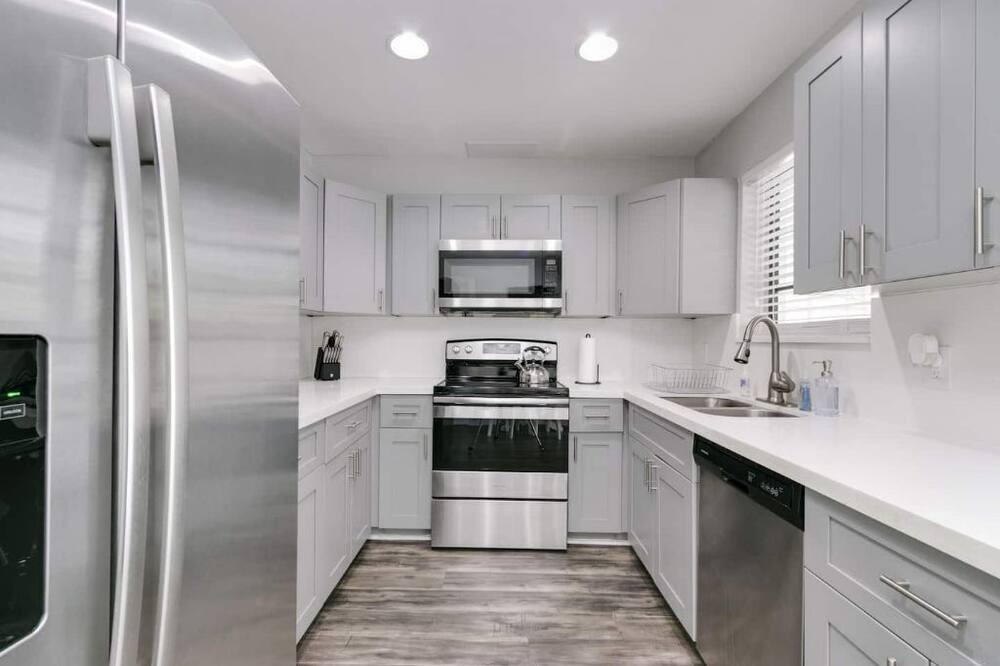 Photo of Kitchen in West Hollywood