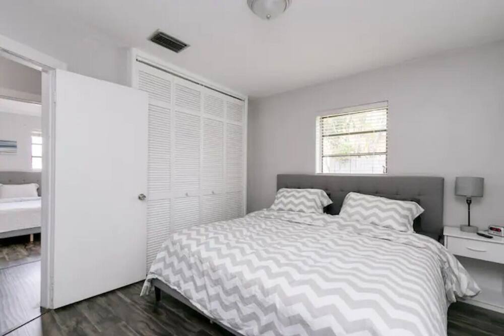 Photo of Bedroom in West Hollywood