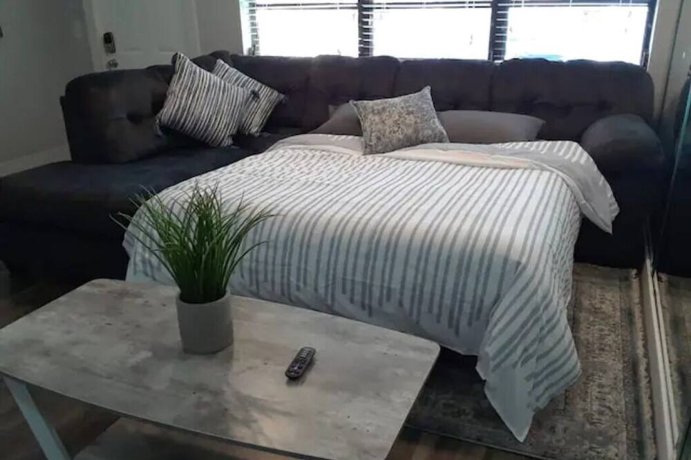 Photo of Bedroom in West Hollywood