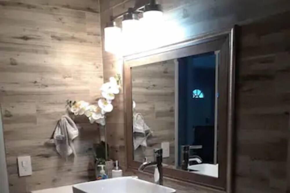 Photo of Bathroom in West Hollywood