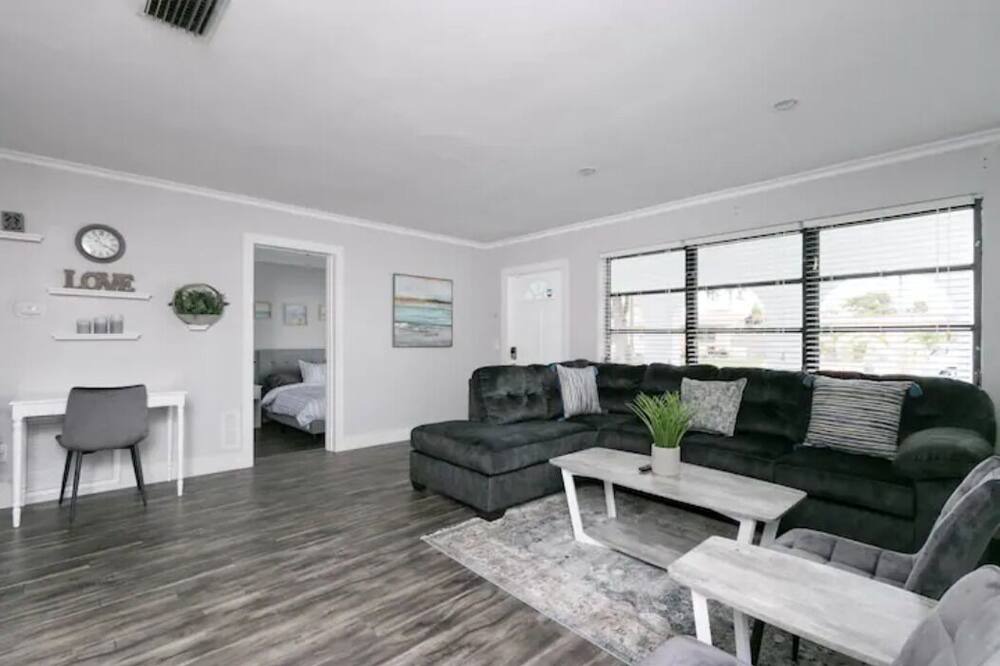 Photo of Livingroom in West Hollywood