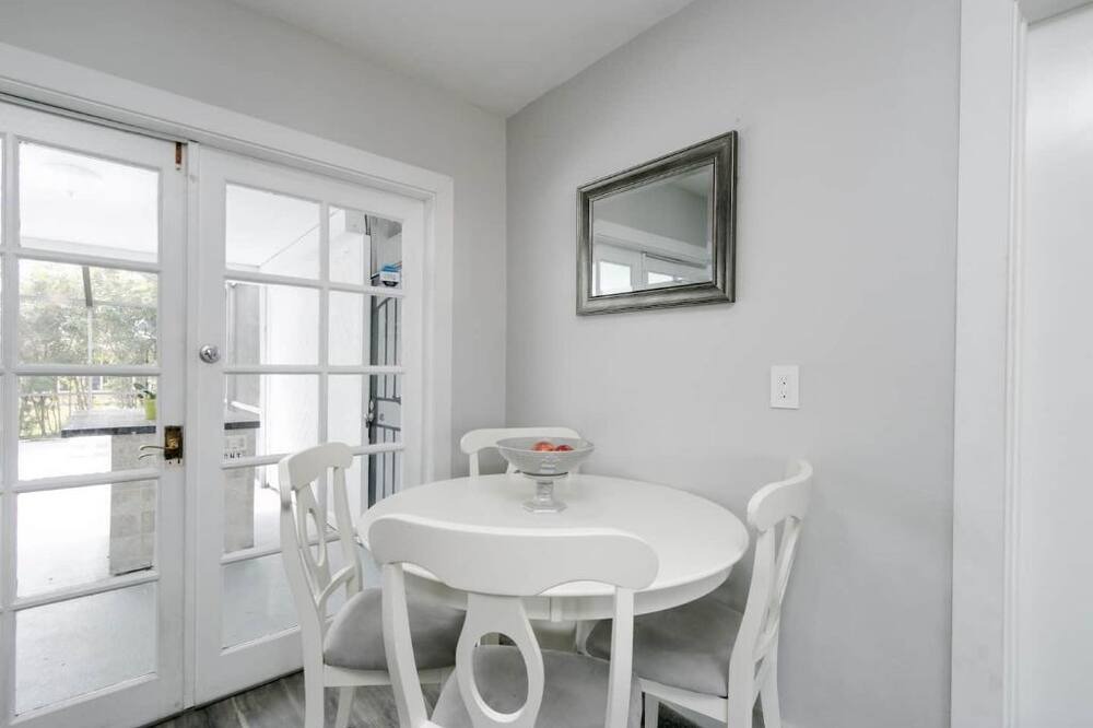 Photo of Kitchen in West Hollywood