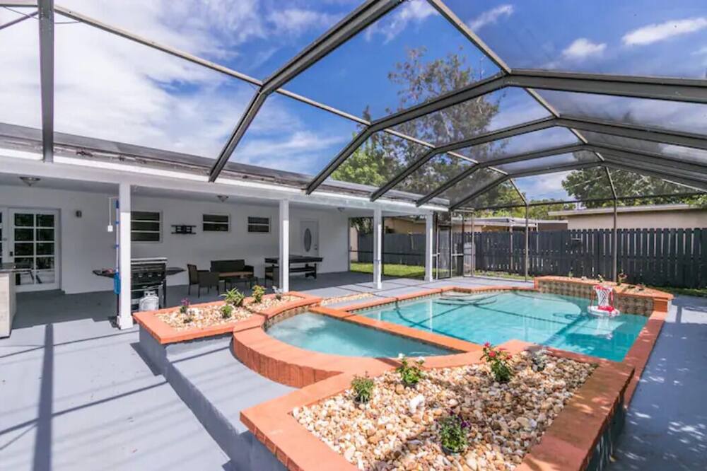 Photo of Outdoor in West Hollywood
