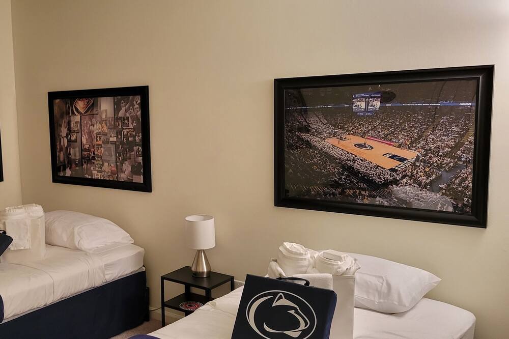 Photo of Bedroom in State College