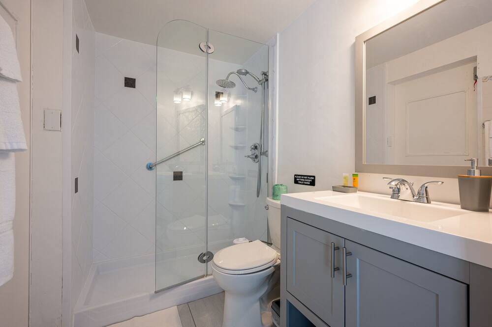 Photo of Bathroom in West Hollywood