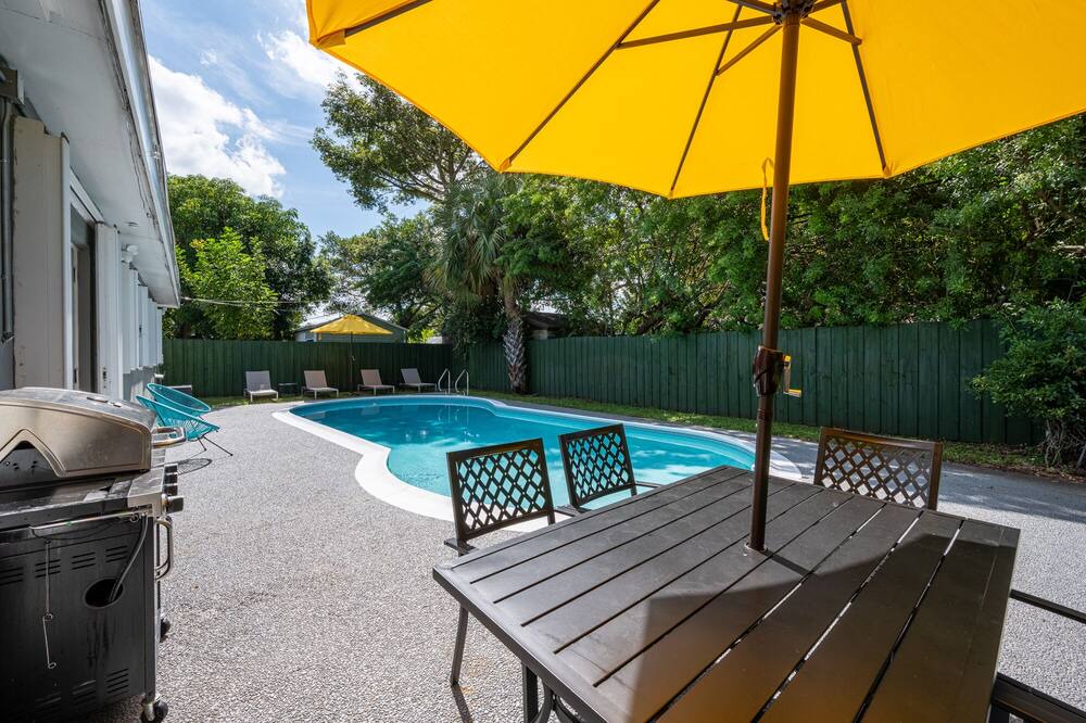 Photo of Outdoor in West Hollywood