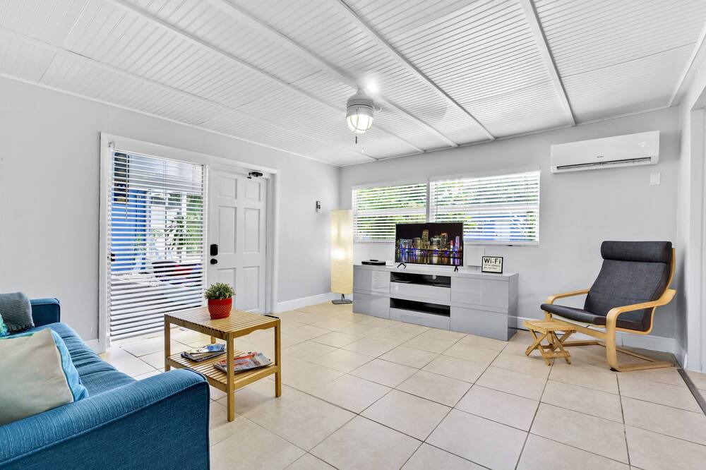 Photo of Livingroom in Downtown Fort Lauderdale