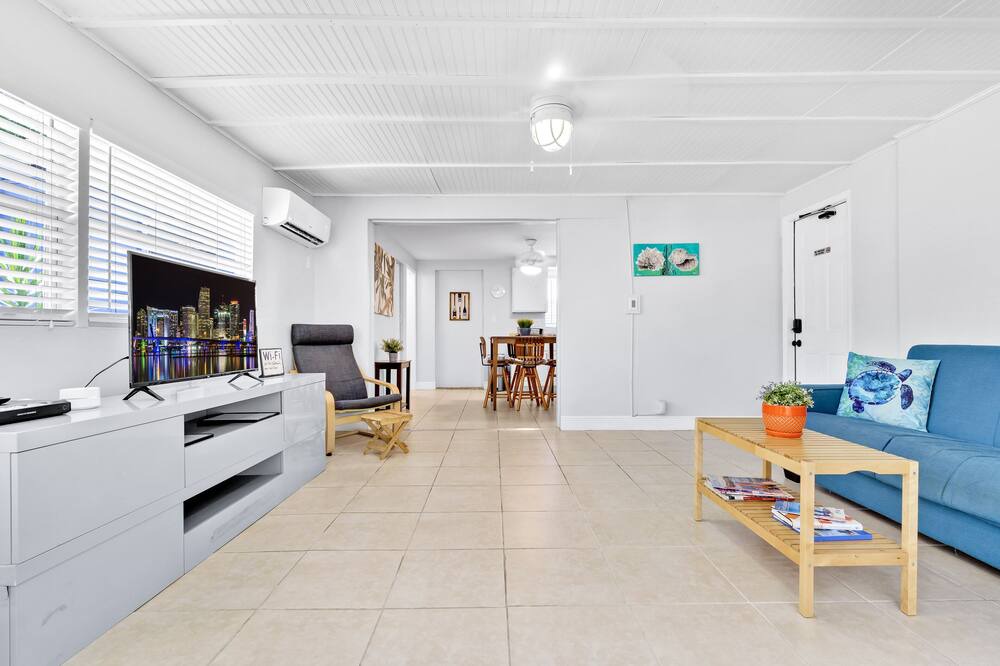 Photo of Livingroom in Downtown Fort Lauderdale