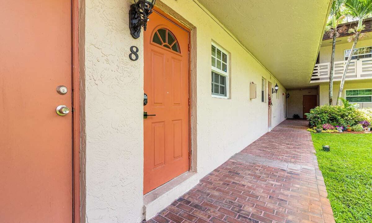 Photo of Outdoor in Pembroke Pines