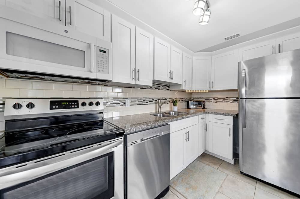 Photo of Kitchen in Central Fort Lauderdale