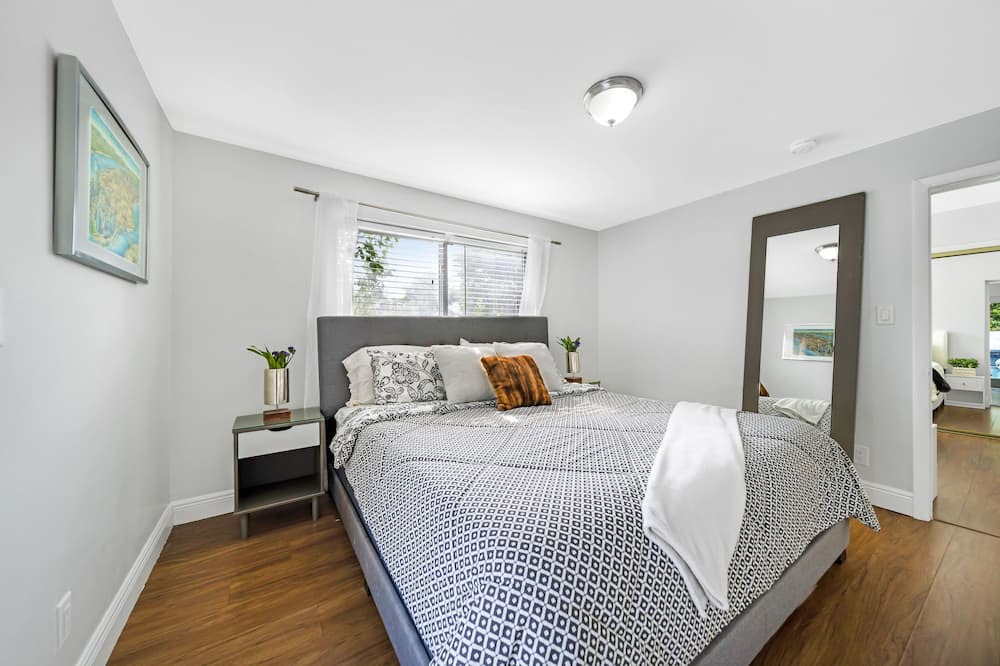 Photo of Bedroom in Central Fort Lauderdale