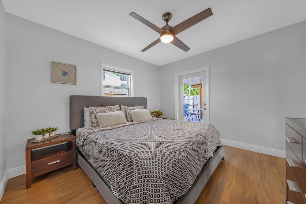 Photo of Bedroom in Central Fort Lauderdale