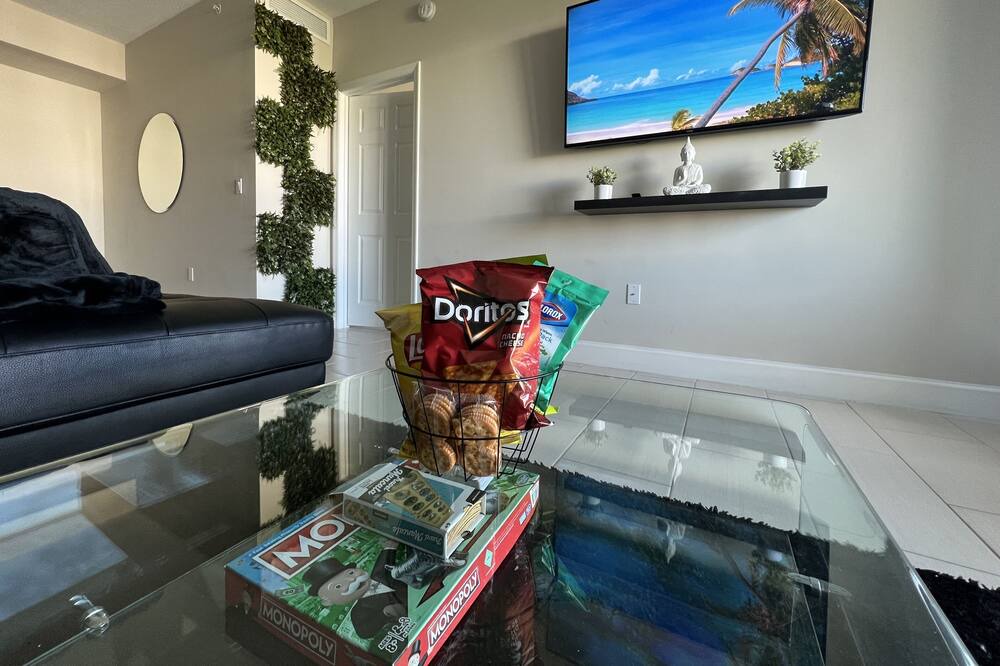 Photo of Livingroom in Miramar