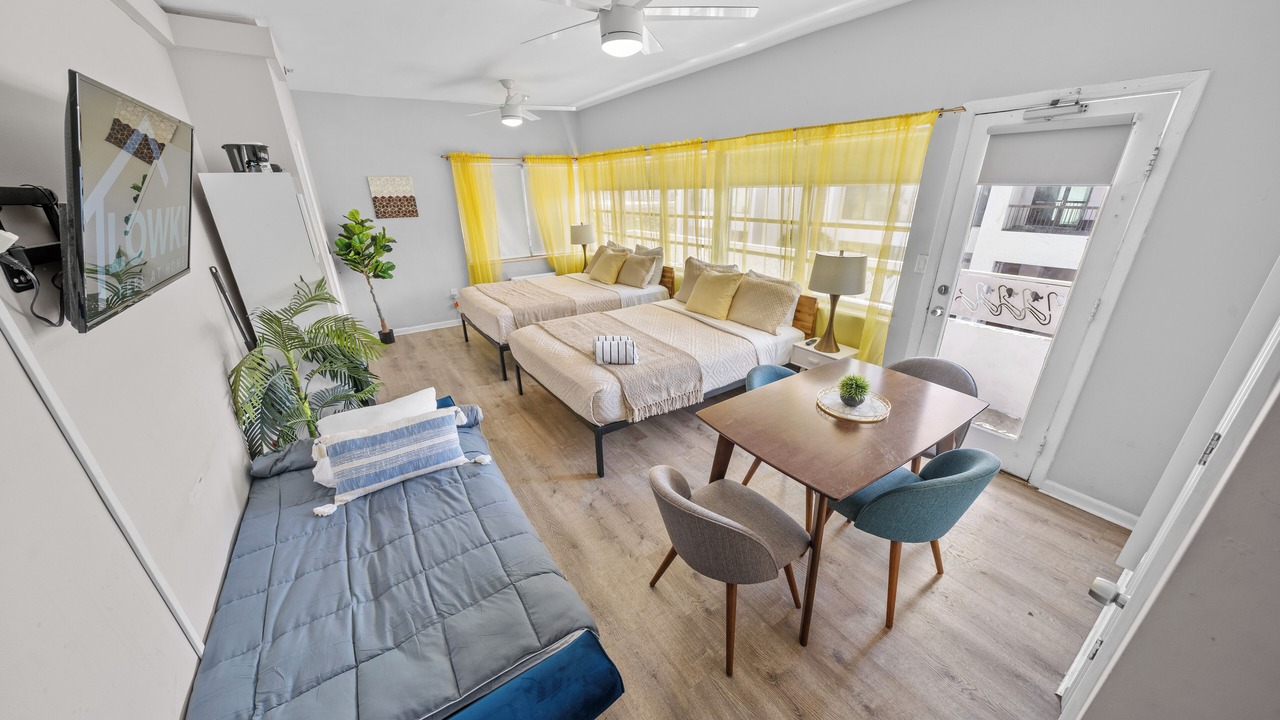 Photo of Patio Balcony in Flamingo/Lummus