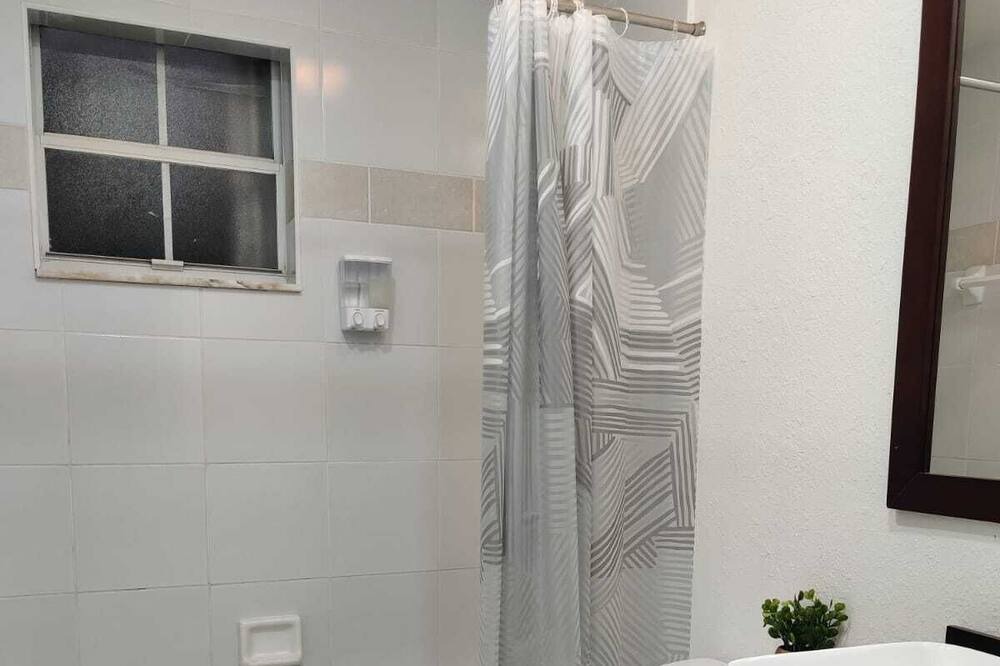 Photo of Bathroom in South Corals