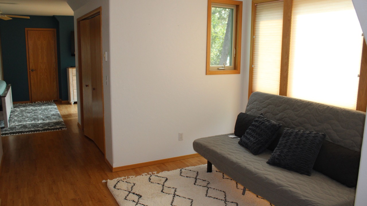 Photo of Livingroom in Eureka