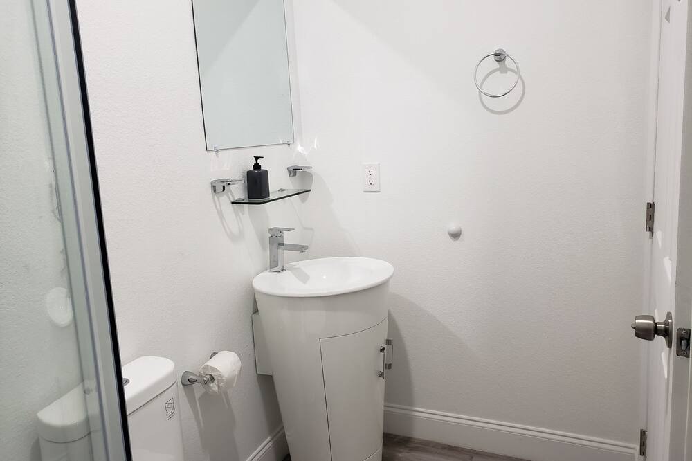 Photo of Bathroom in West Park