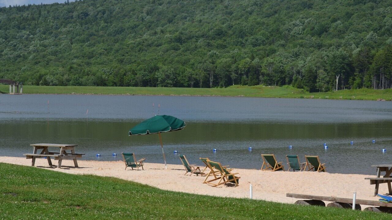 Photo of Outdoor in Edray