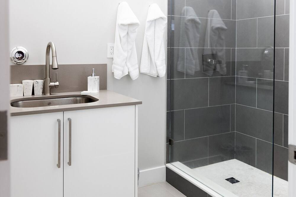 Photo of Bathroom in Tarpon River
