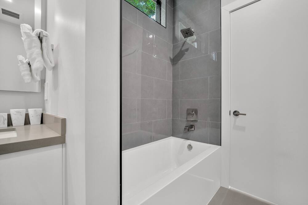 Photo of Bathroom in Tarpon River