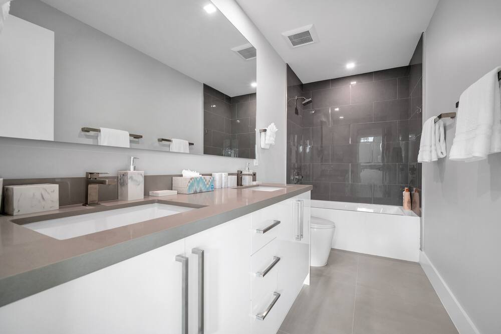 Photo of Bathroom in Tarpon River
