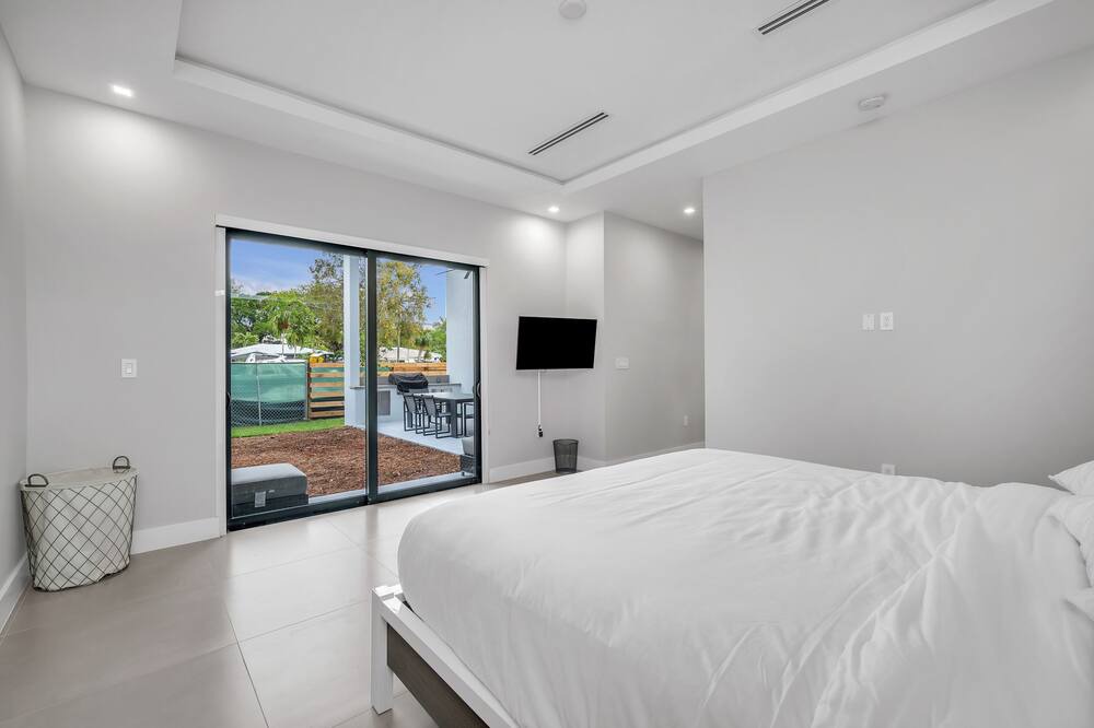 Photo of Bedroom in Tarpon River