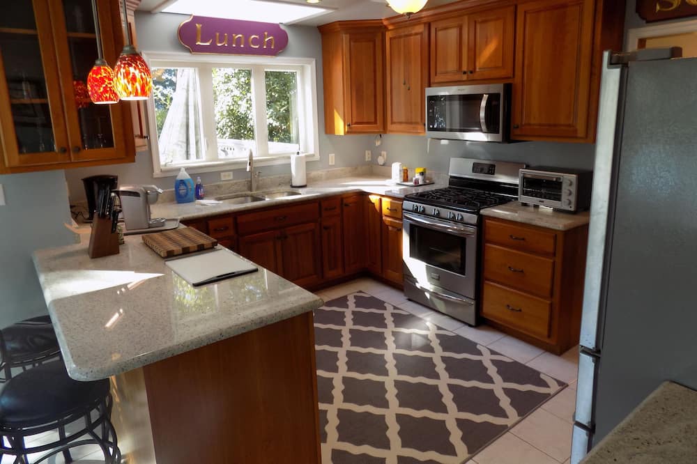 Photo of Kitchen in Lottsburg